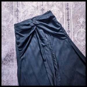BCBGMaxAzria Black Snake Print Maxi Skirt Size 0